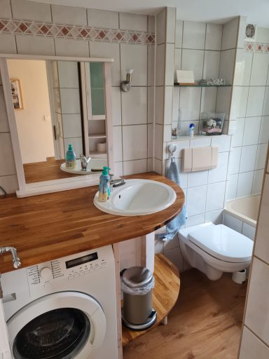 Wannenbad mit Waschmaschine